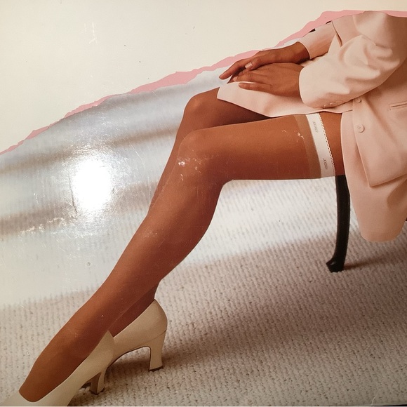 Jockey for Her sheer thigh highs, style 1992, color antique white, size: S/M - Picture 2 of 12